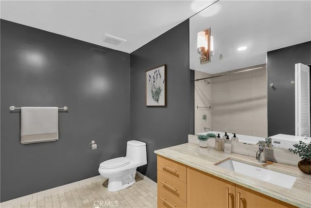 $1,068,375 | 510 South Hewitt Street, Unit 102, Los Angeles, CA 90013