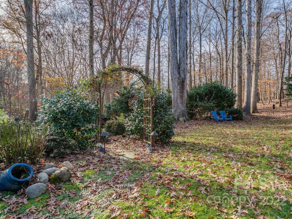 3039 High Ridge Road Charlotte, NC 28270 - Photo 24 of 26 a view of an outdoor space and yard