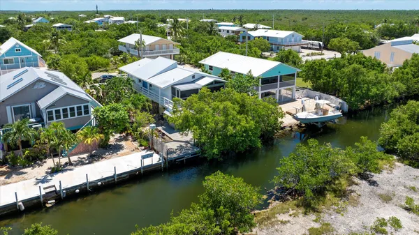 $799,000 | 3672 Fox Street, Big Pine Key, FL 33043