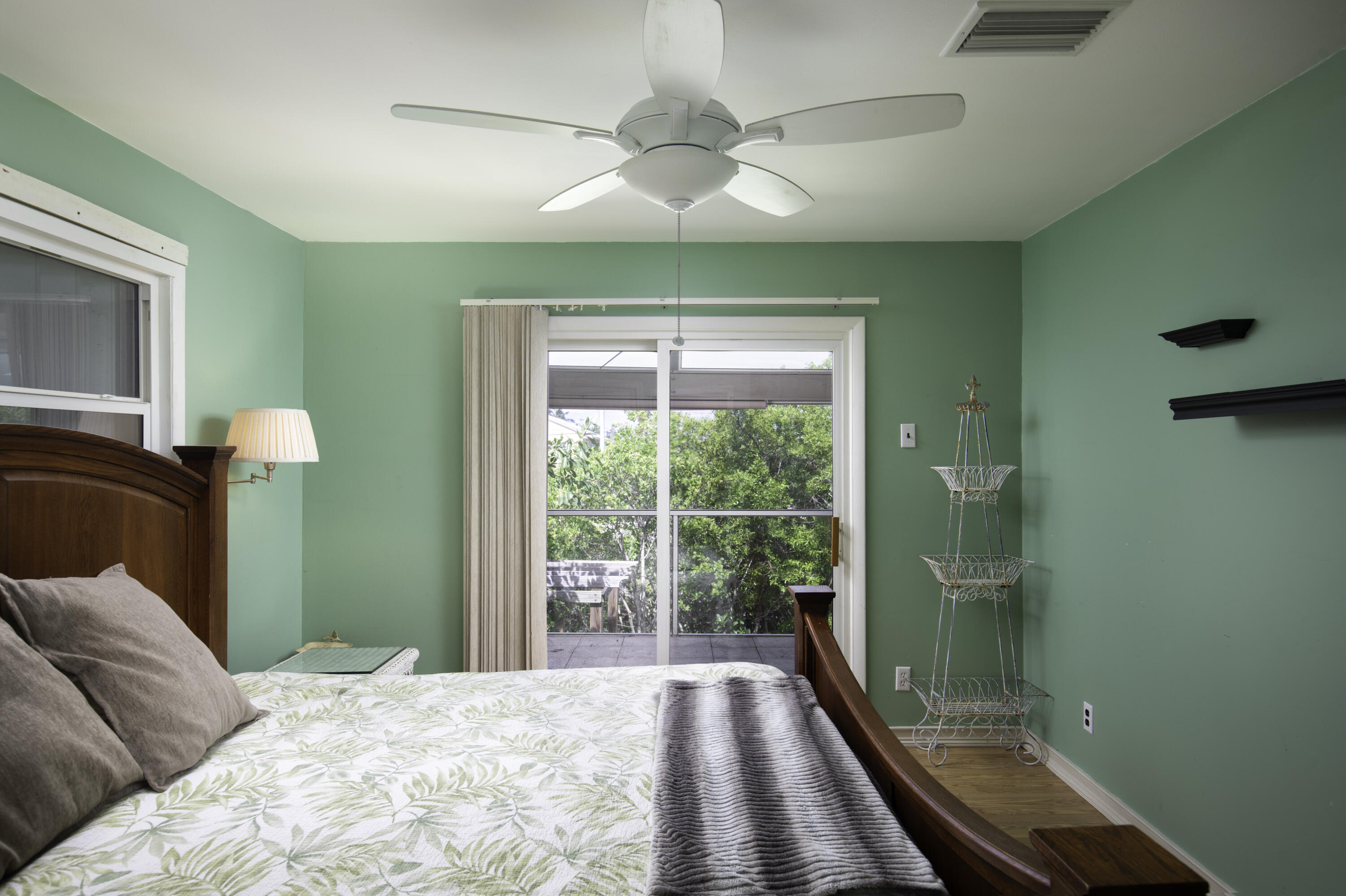 3672 Fox Street Big Pine Key, FL 33043 - Photo 13 of 34 Master Bedroom