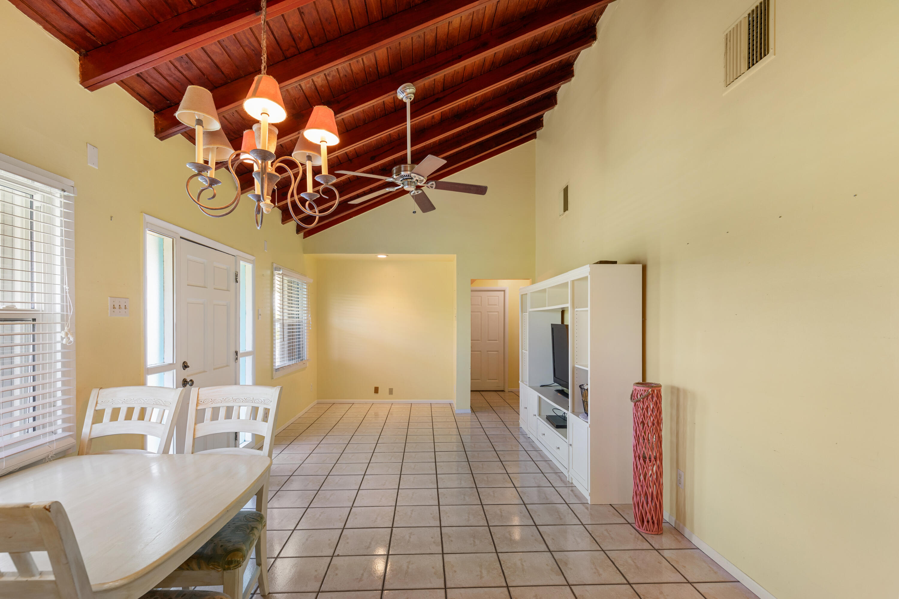 3672 Fox Street Big Pine Key, FL 33043 - Photo 3 of 34 Dining & Living Room