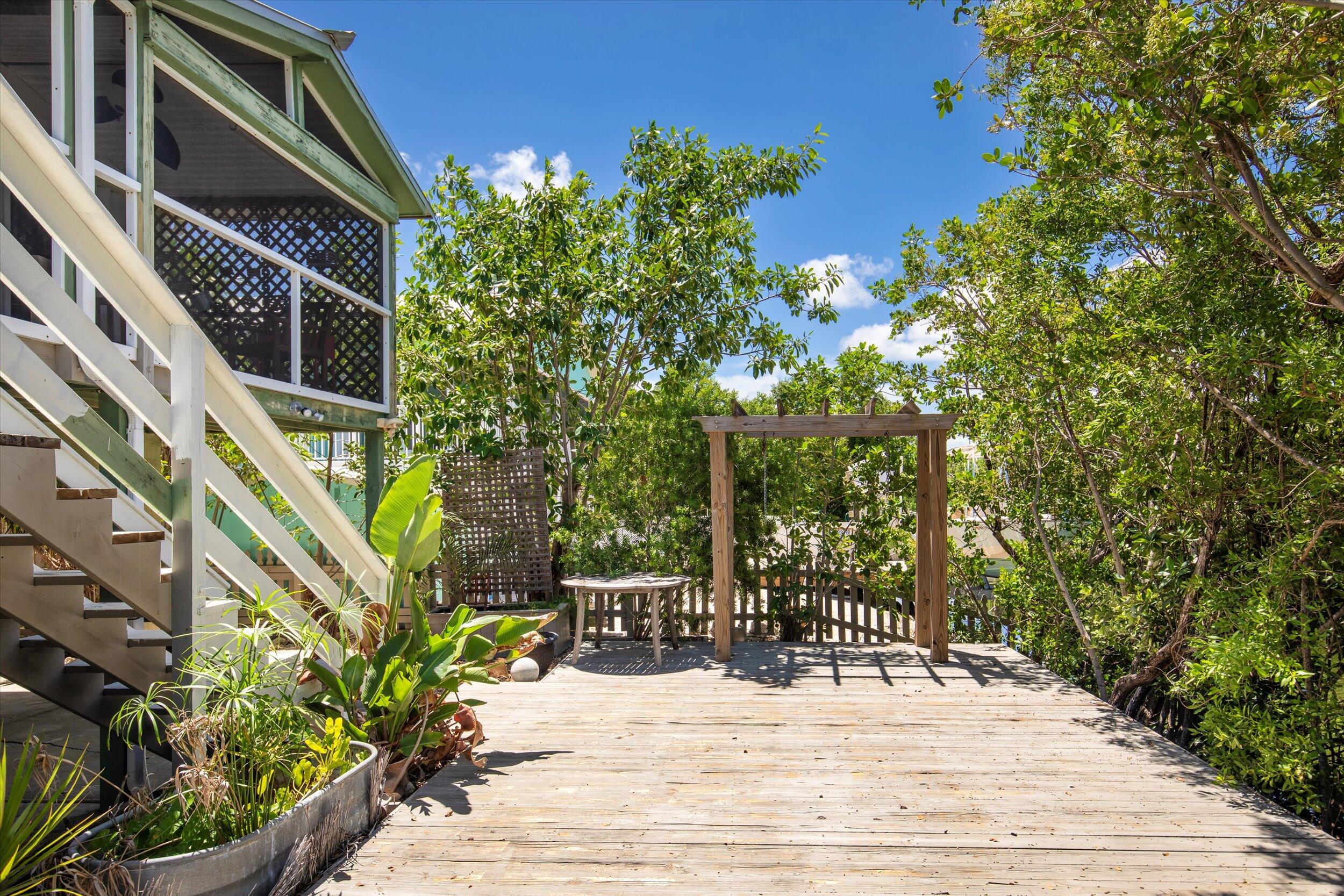 3672 Fox Street Big Pine Key, FL 33043 - Photo 7 of 34 Outdoor Patio