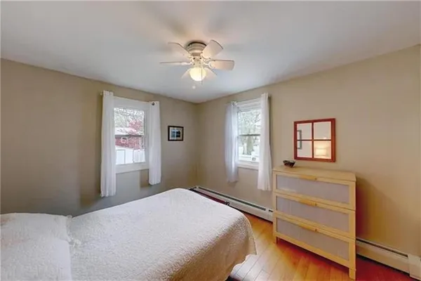 $1,400 | 135 Holly Road, South Kingstown, RI 02879