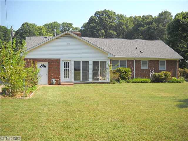 110 Kirk Road Greensboro, NC 27455 - Photo 9 of 9 Exterior Back.