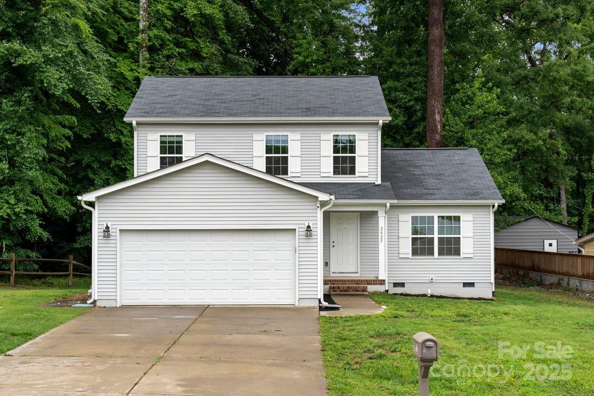 2025 Slater Road Charlotte, NC 28216 - Photo 3 of 29 Gallery Image 3