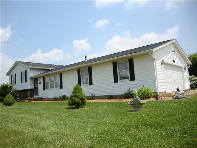 2095 Putman Road Pataskala, OH 43062 - Photo 3 of 5
