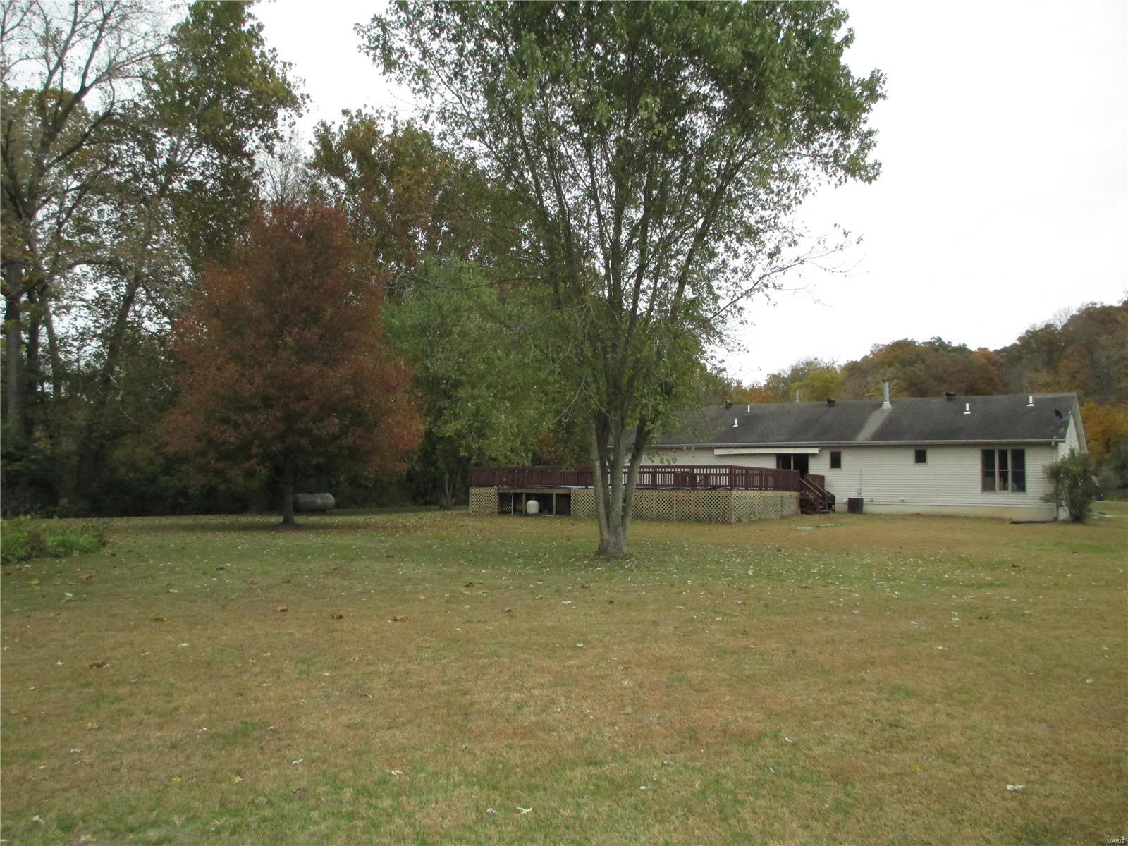 9147 Huette Road Dorsey, IL 62021 - Photo 22 of 28