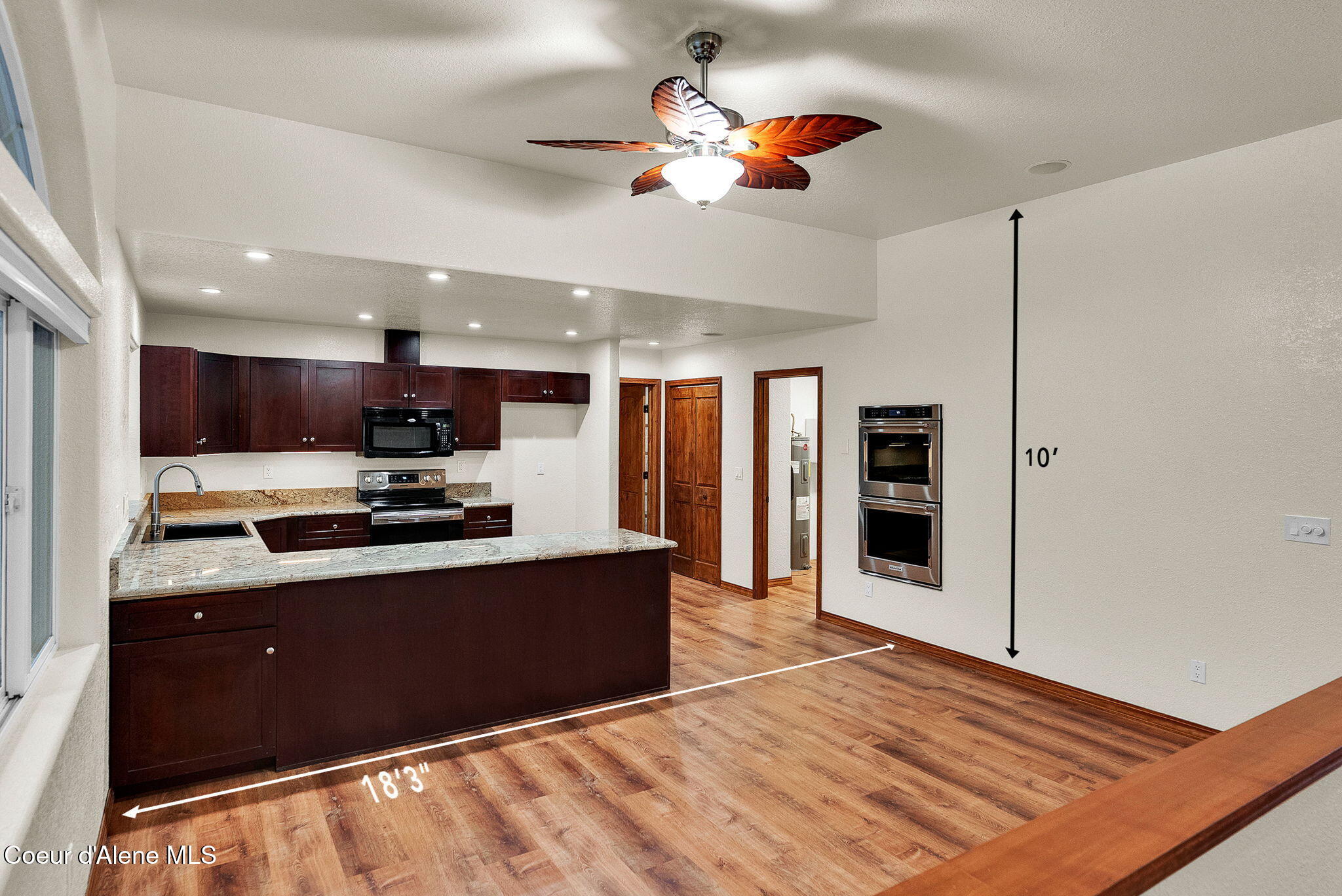 470 Diamond Heights Road Oldtown, ID 83822 - Photo 20 of 101 Tall Ceilings!