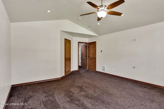 $625,000 | 470 Diamond Heights Road, Oldtown, ID 83822