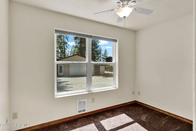 $625,000 | 470 Diamond Heights Road, Oldtown, ID 83822