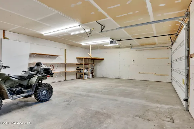 $625,000 | 470 Diamond Heights Road, Oldtown, ID 83822