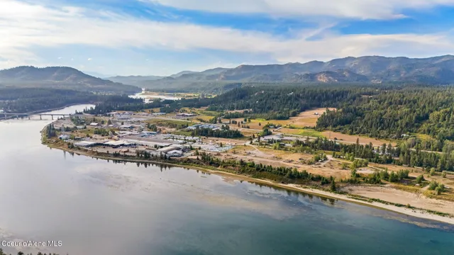 $625,000 | 470 Diamond Heights Road, Oldtown, ID 83822