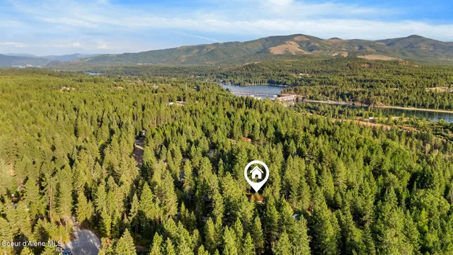 $625,000 | 470 Diamond Heights Road, Oldtown, ID 83822