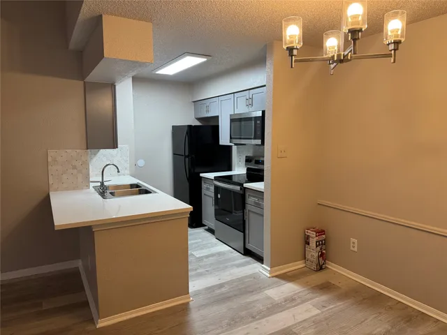 $1,250 | 10101 South Gessner Road, Unit 305, Houston, TX 77071