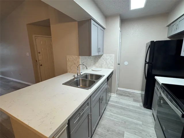 $1,250 | 10101 South Gessner Road, Unit 305, Houston, TX 77071