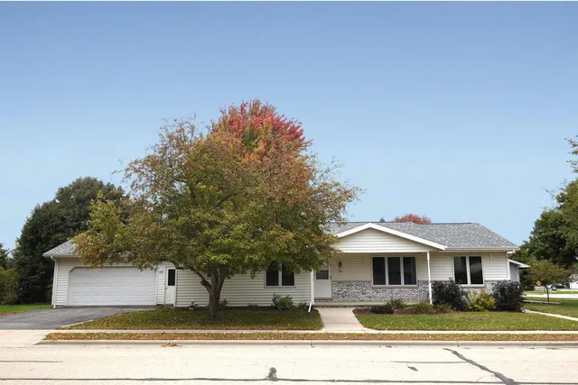 $349,900 | 109 Filby Street, Oakfield, WI 53065