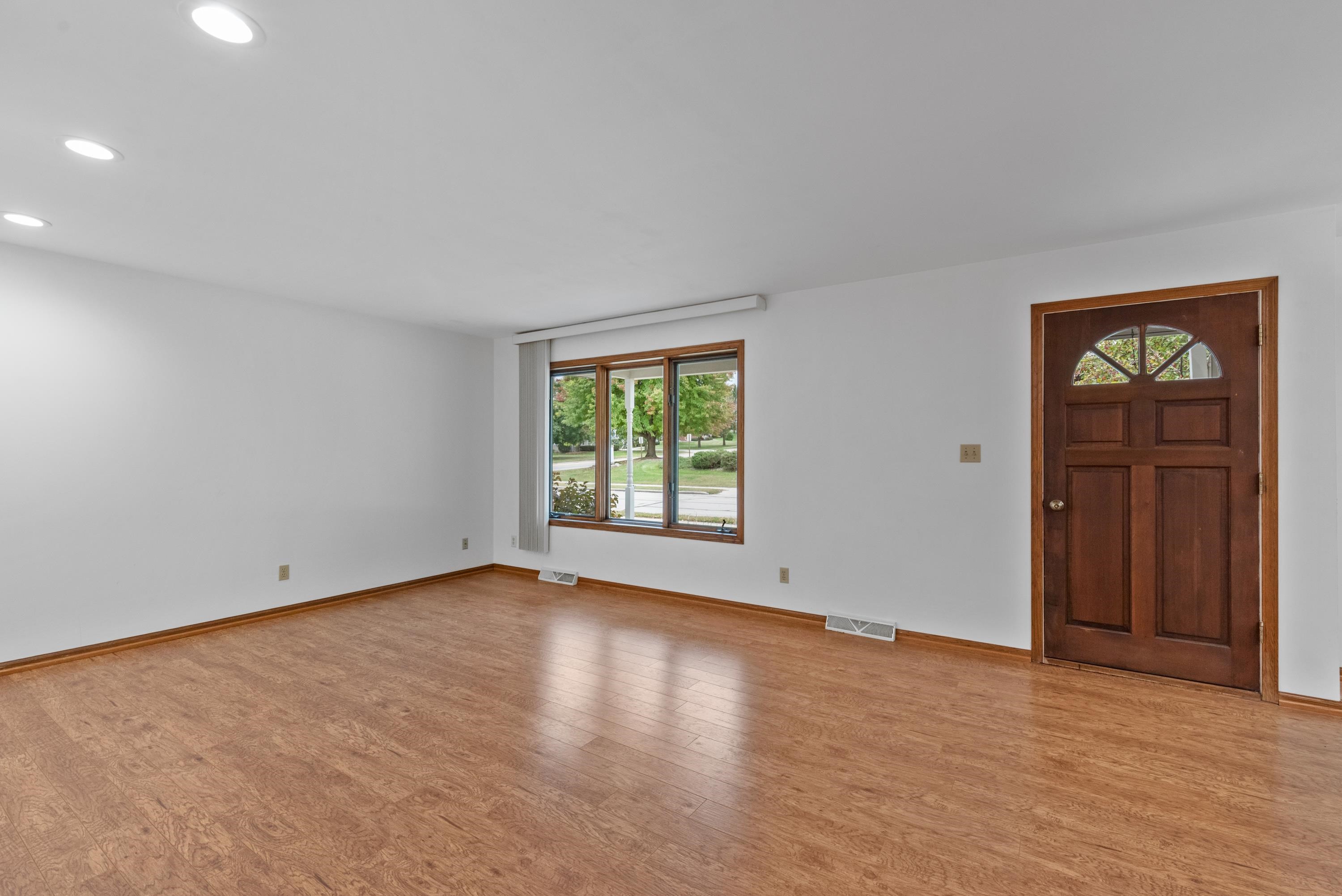 109 Filby Street Oakfield, WI 53065 - Photo 2 of 26