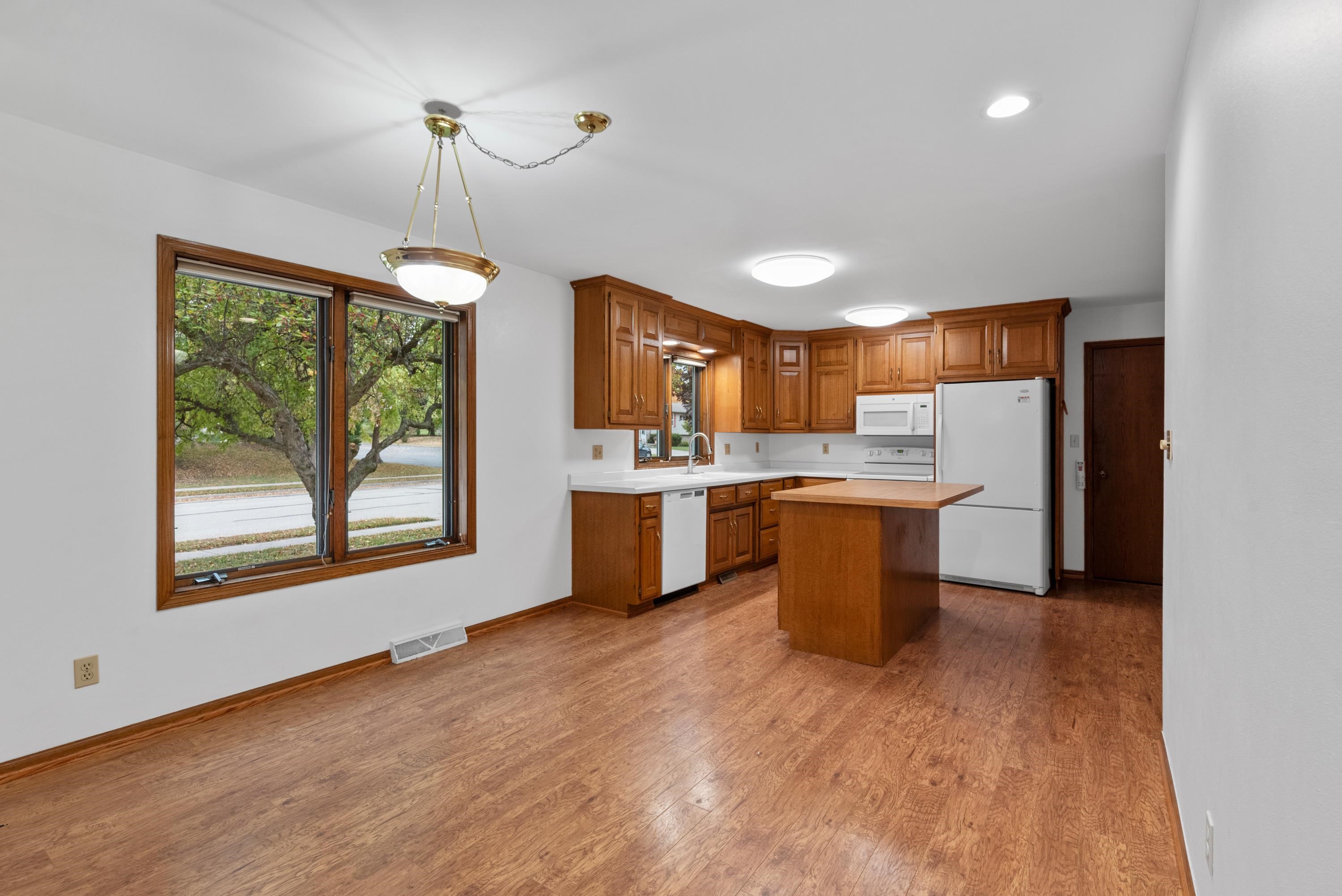 109 Filby Street Oakfield, WI 53065 - Photo 5 of 26