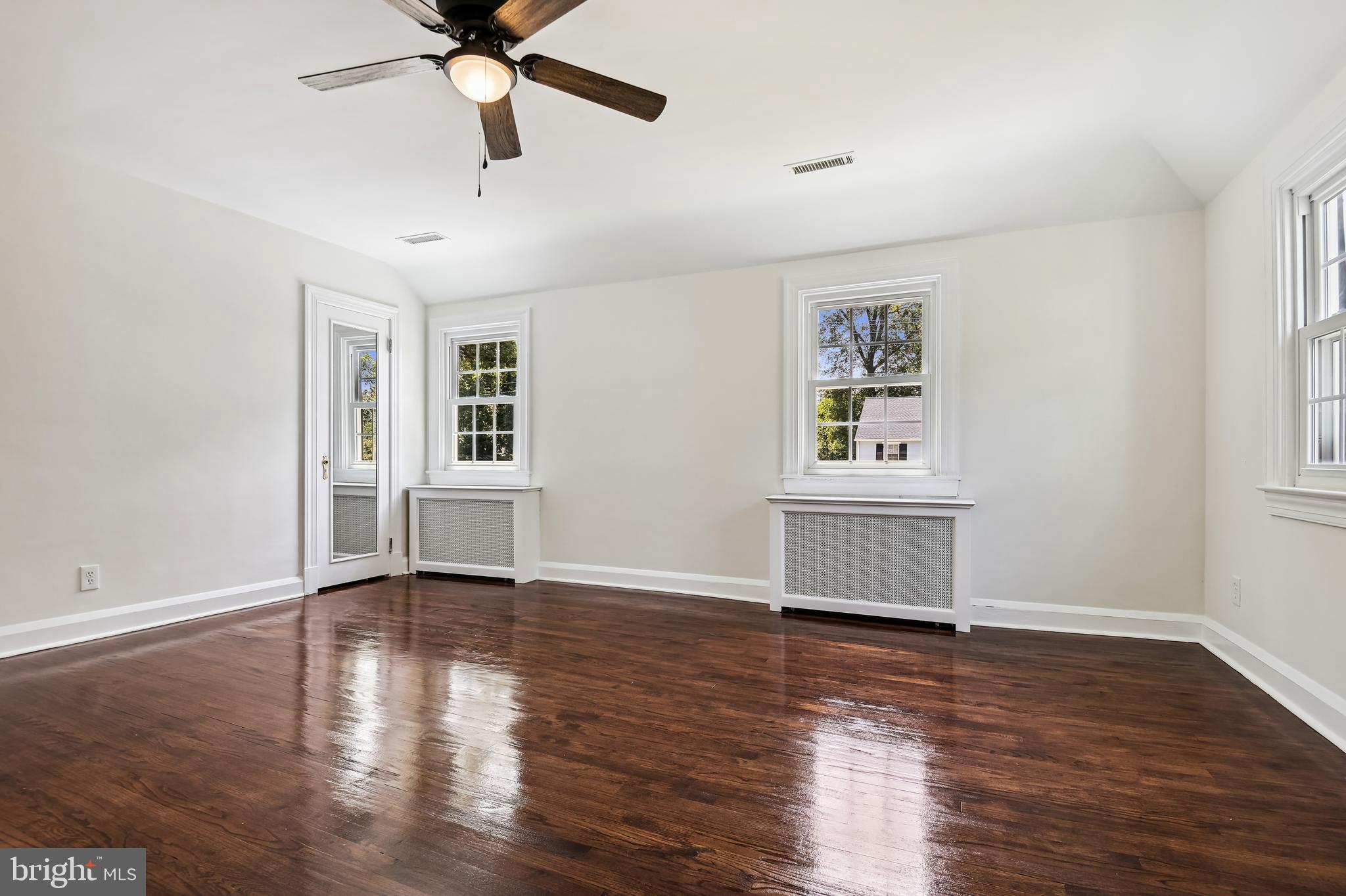 710 Regester Avenue Baltimore, MD 21212 - Photo 31 of 71 Primary bedroom