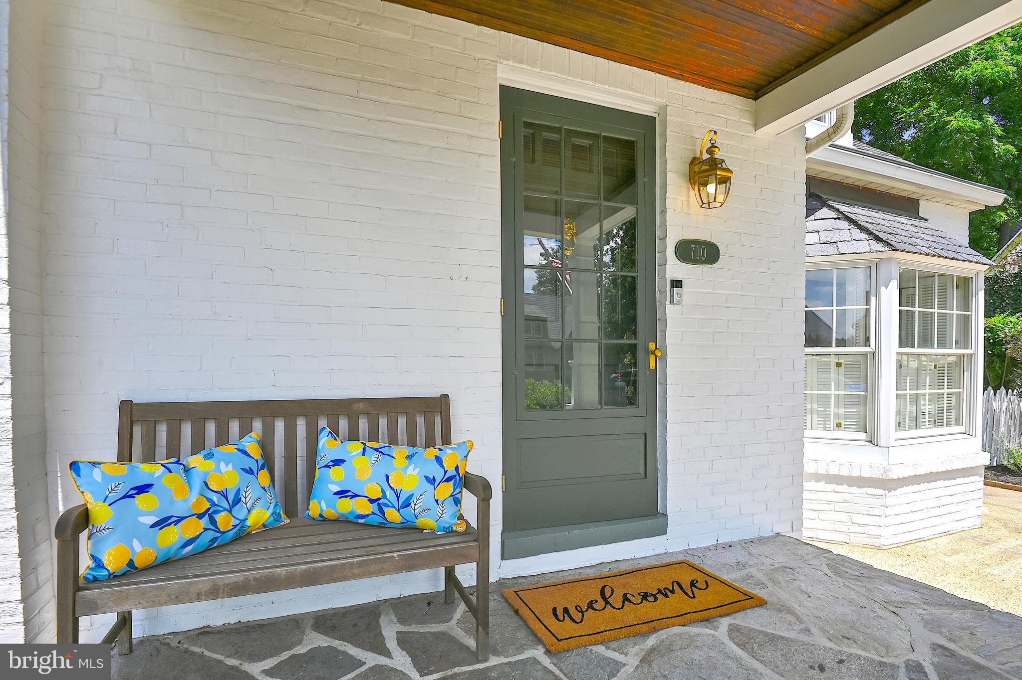 710 Regester Avenue Baltimore, MD 21212 - Photo 7 of 71 Front porch