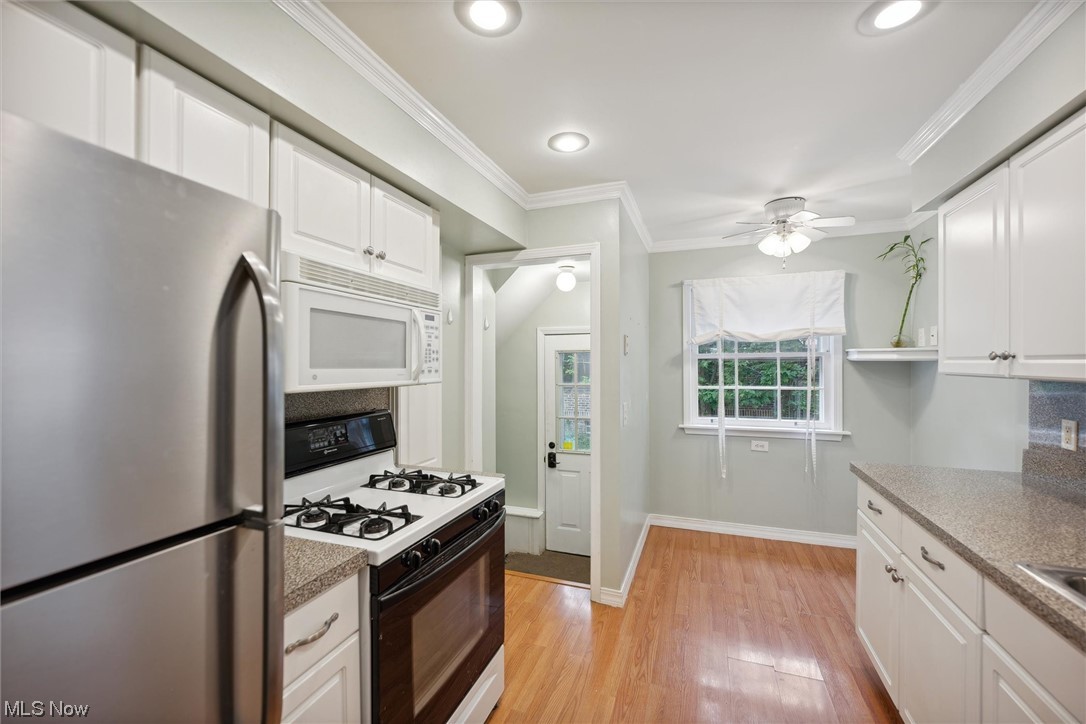 4483 East Berwald Road Cleveland, OH 44121 - Photo 14 of 32 Gallery Image 14