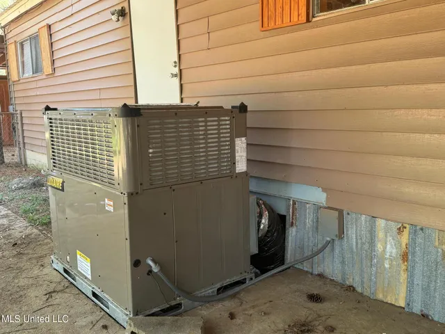 $110,000 | 1213 Lake Shore Drive, Byram, MS 39272