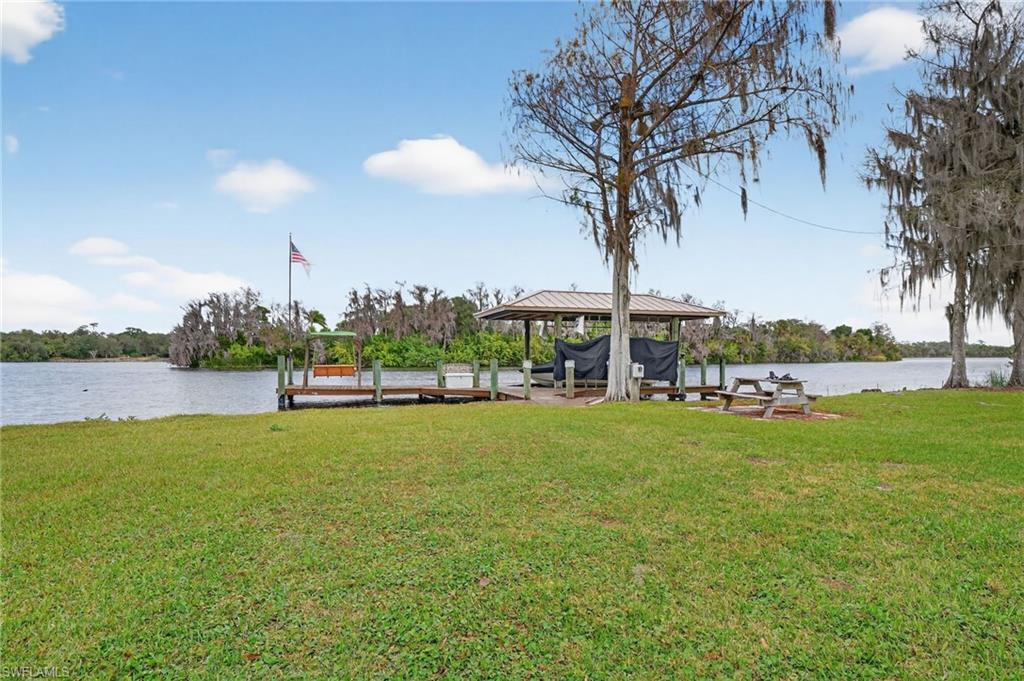 1964 Rialto Way Alva, FL 33920 - Photo 3 of 50 a view of a garden