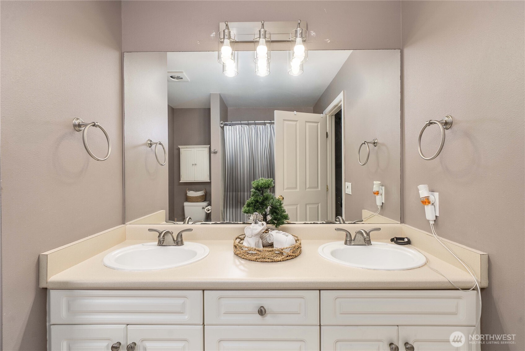 15150 140th Way Southeast, Unit V104 Renton, WA 98058 - Photo 12 of 23