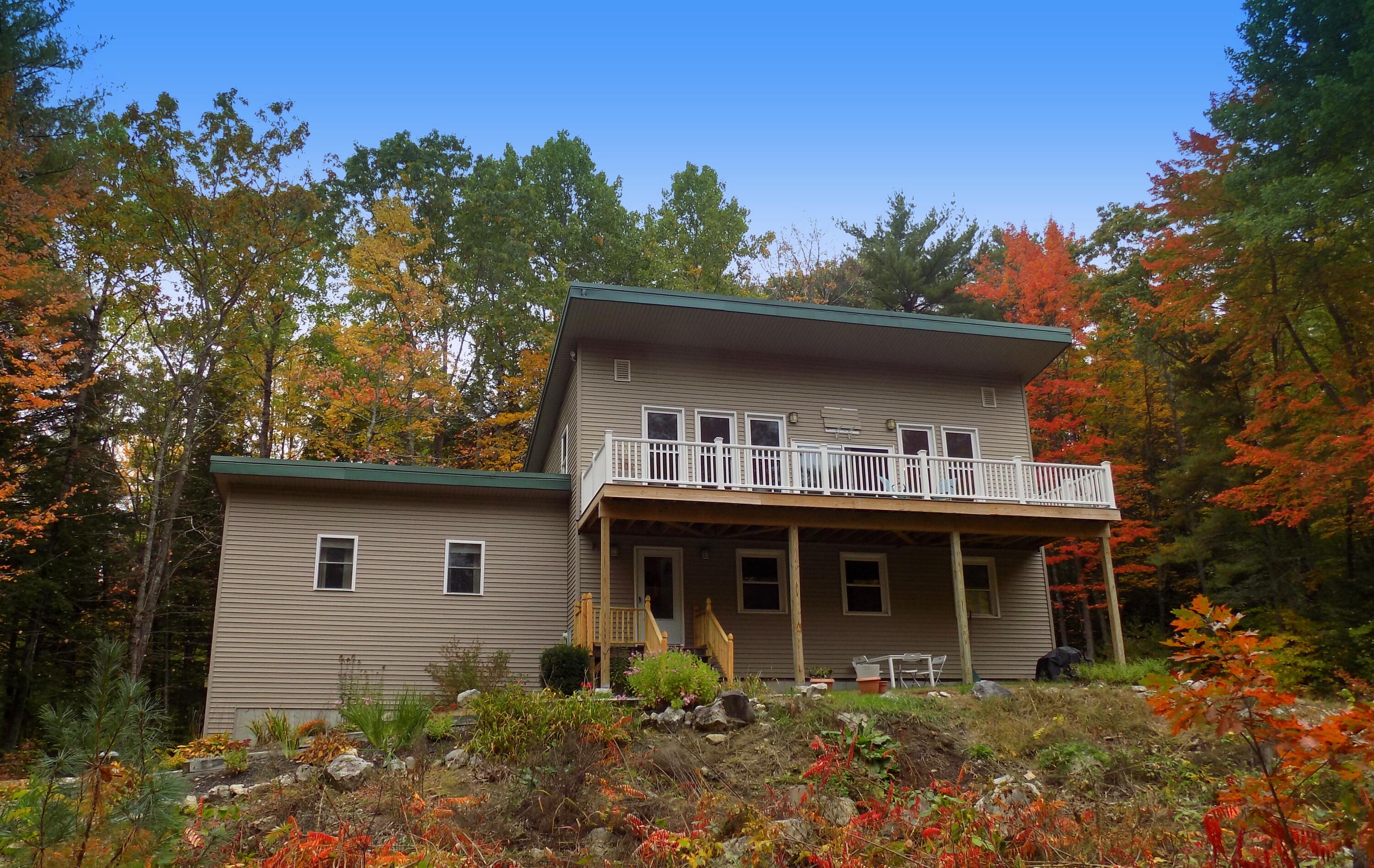 581 Pequawket Trail Standish, ME 04085 - Photo 1 of 16 Front of House