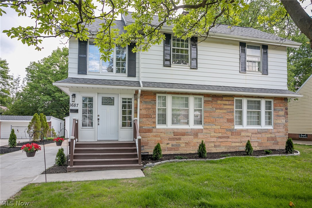1687 South Green Road Cleveland, OH 44121 - Photo 1 of 31