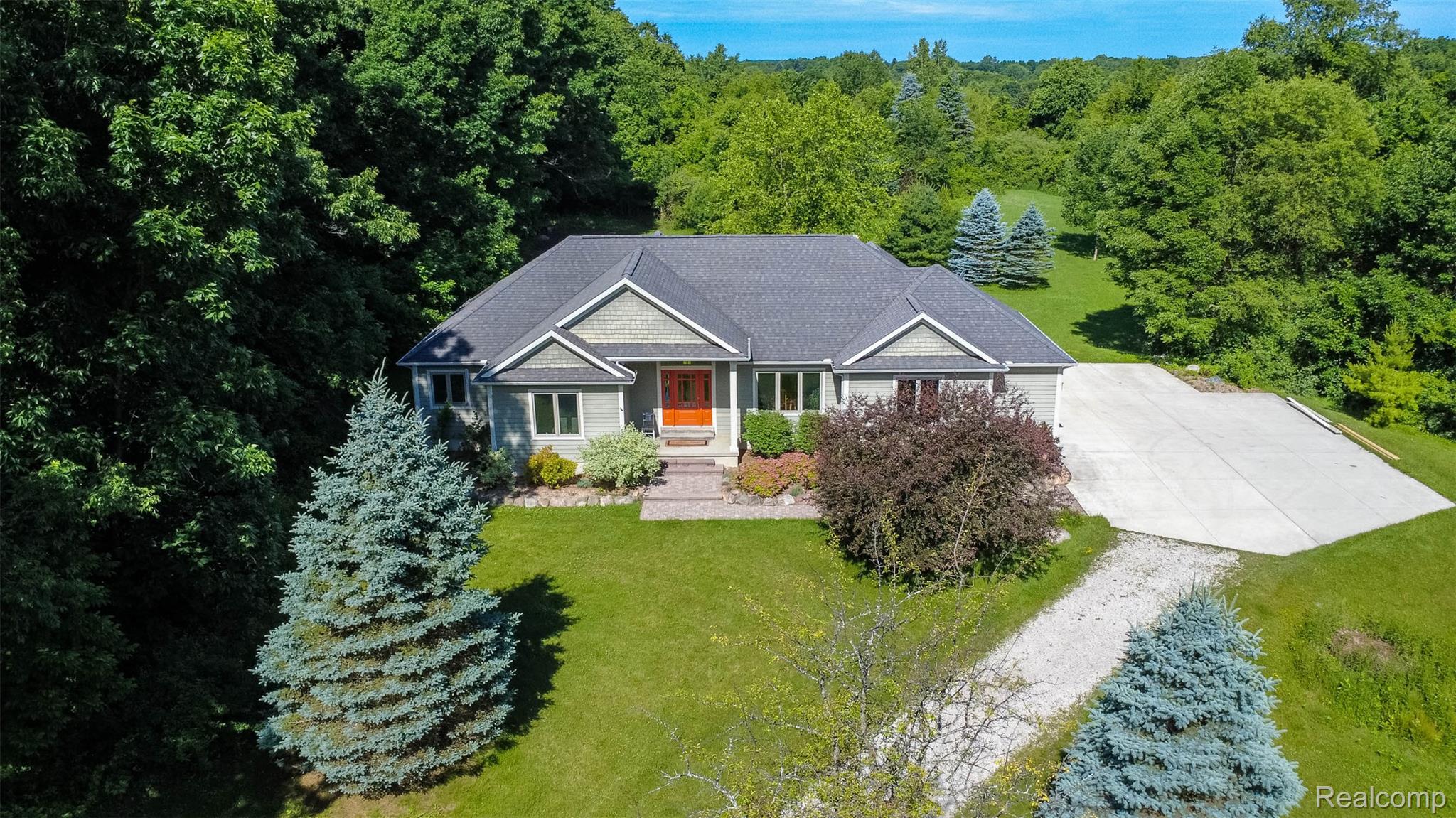 9887 Hadley Road Clarkston, MI 48348 - Photo 41 of 56 zdrone (1).jpg