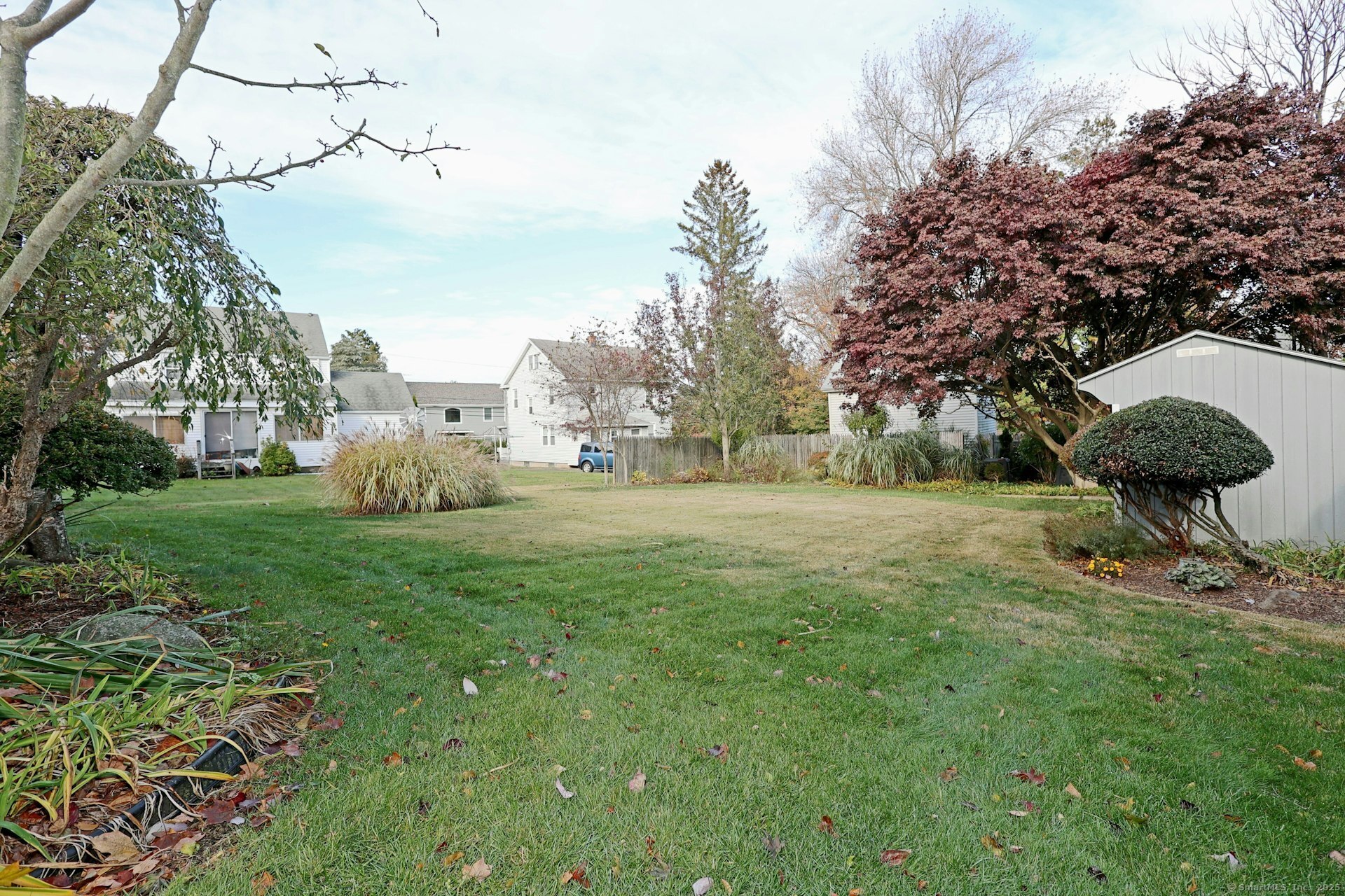 100 Overhill Road Fairfield, CT 06824 - Photo 40 of 40 a view of a garden