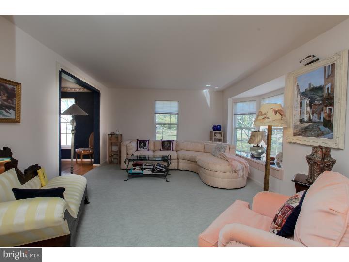 332 Edinburgh Road Chadds Ford, PA 19317 - Photo 7 of 25 Living Room