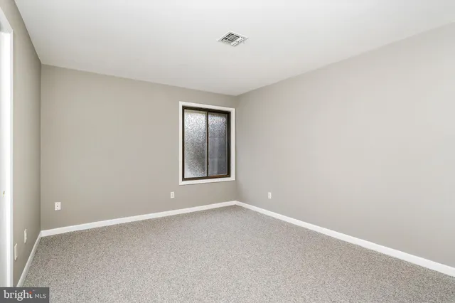 $275,000 | U7 Avon Drive, East Windsor, NJ 08520