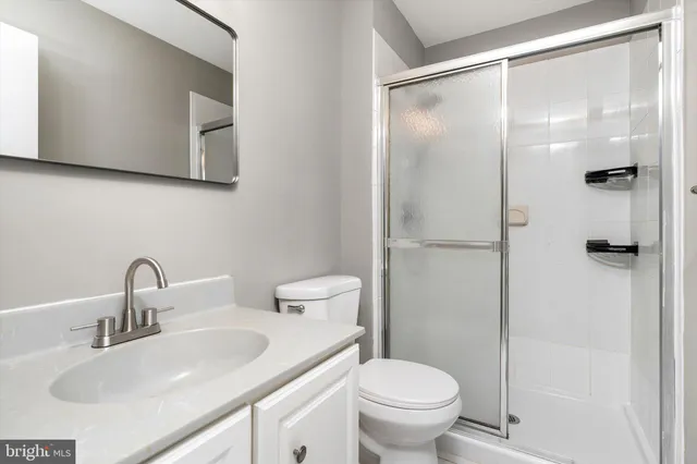 $275,000 | U7 Avon Drive, East Windsor, NJ 08520