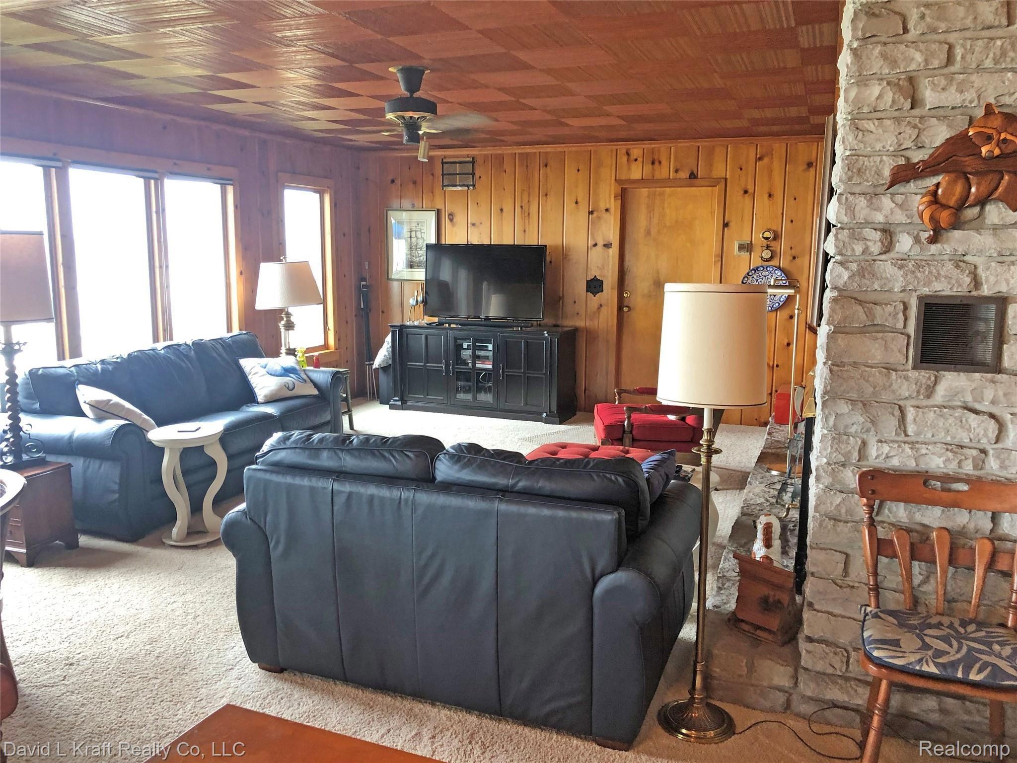 8900 Crescent Beach Road Pigeon, MI 48755 - Photo 9 of 29 8900CBLR.jpg