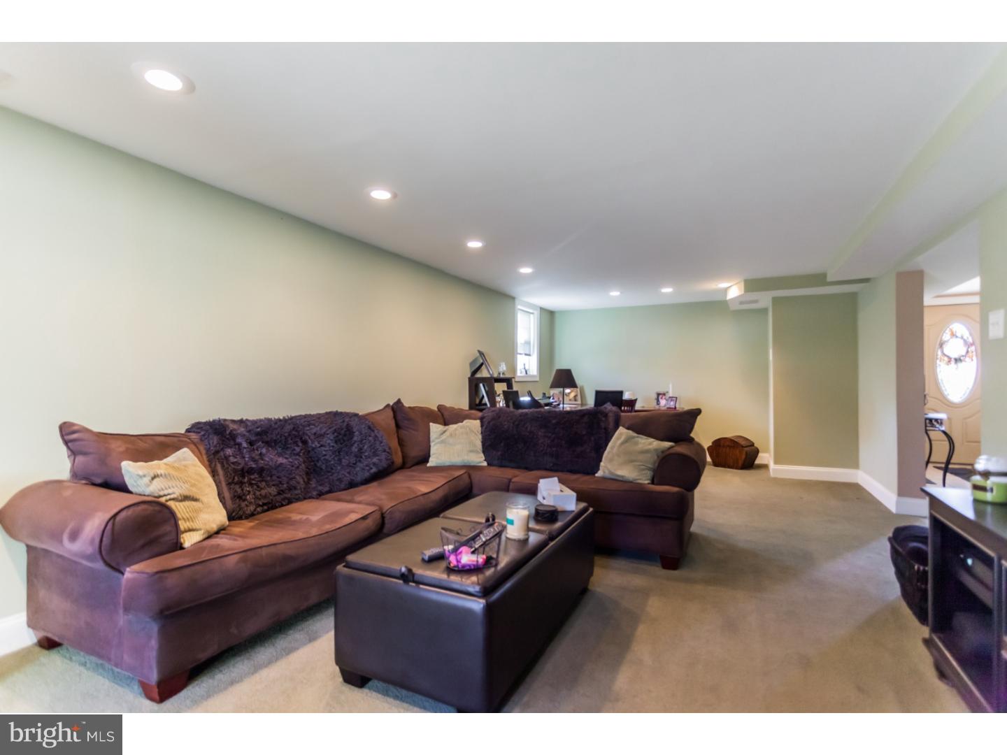 111 Pocasset Road Philadelphia, PA 19115 - Photo 21 of 25 Family Room