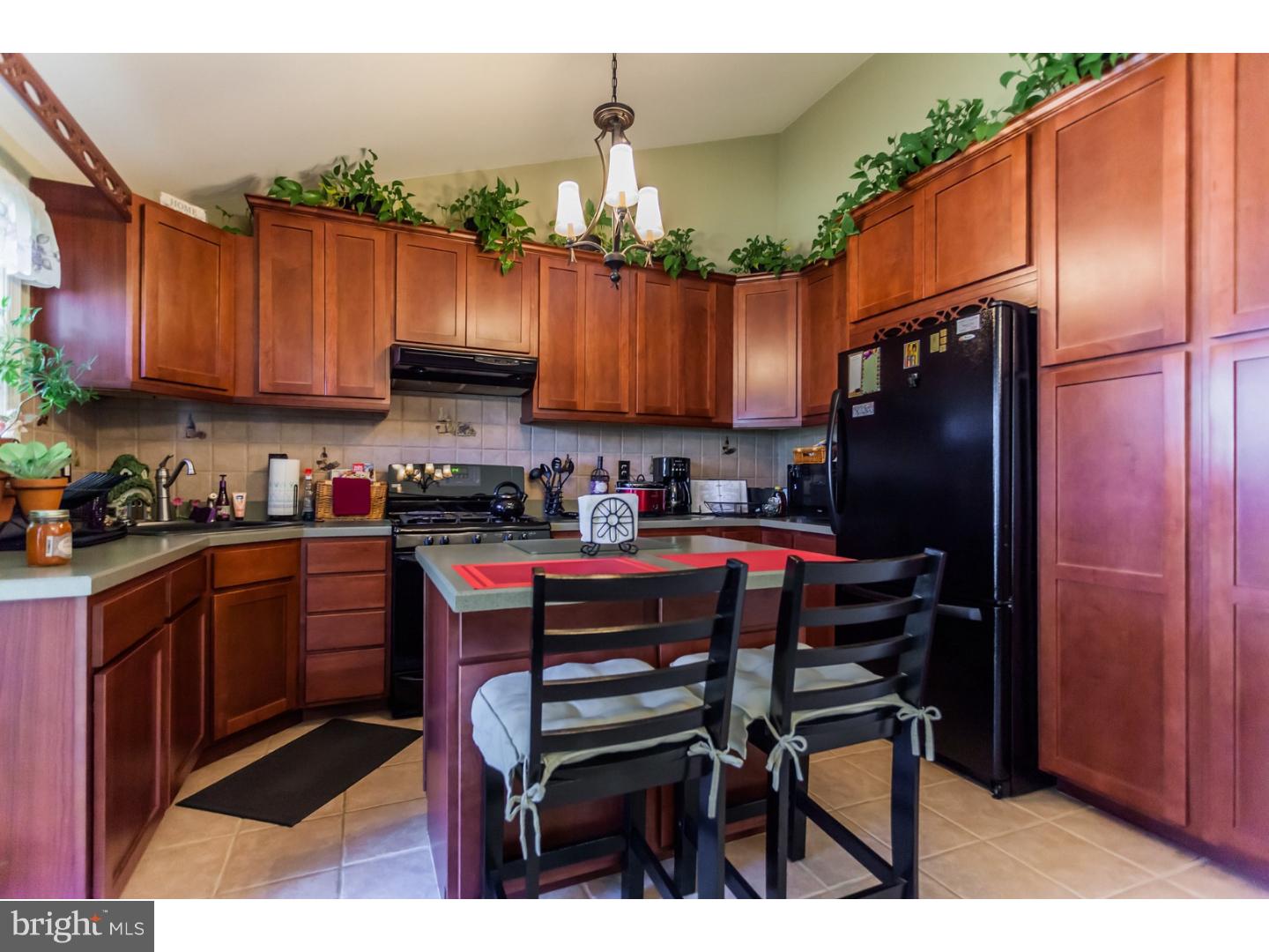 111 Pocasset Road Philadelphia, PA 19115 - Photo 10 of 25 Kitchen