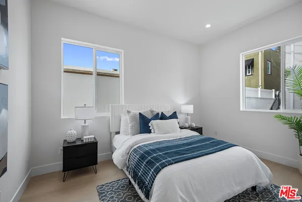 $4,650 | 3626 East 1st Street, Unit A, Long Beach, CA 90803