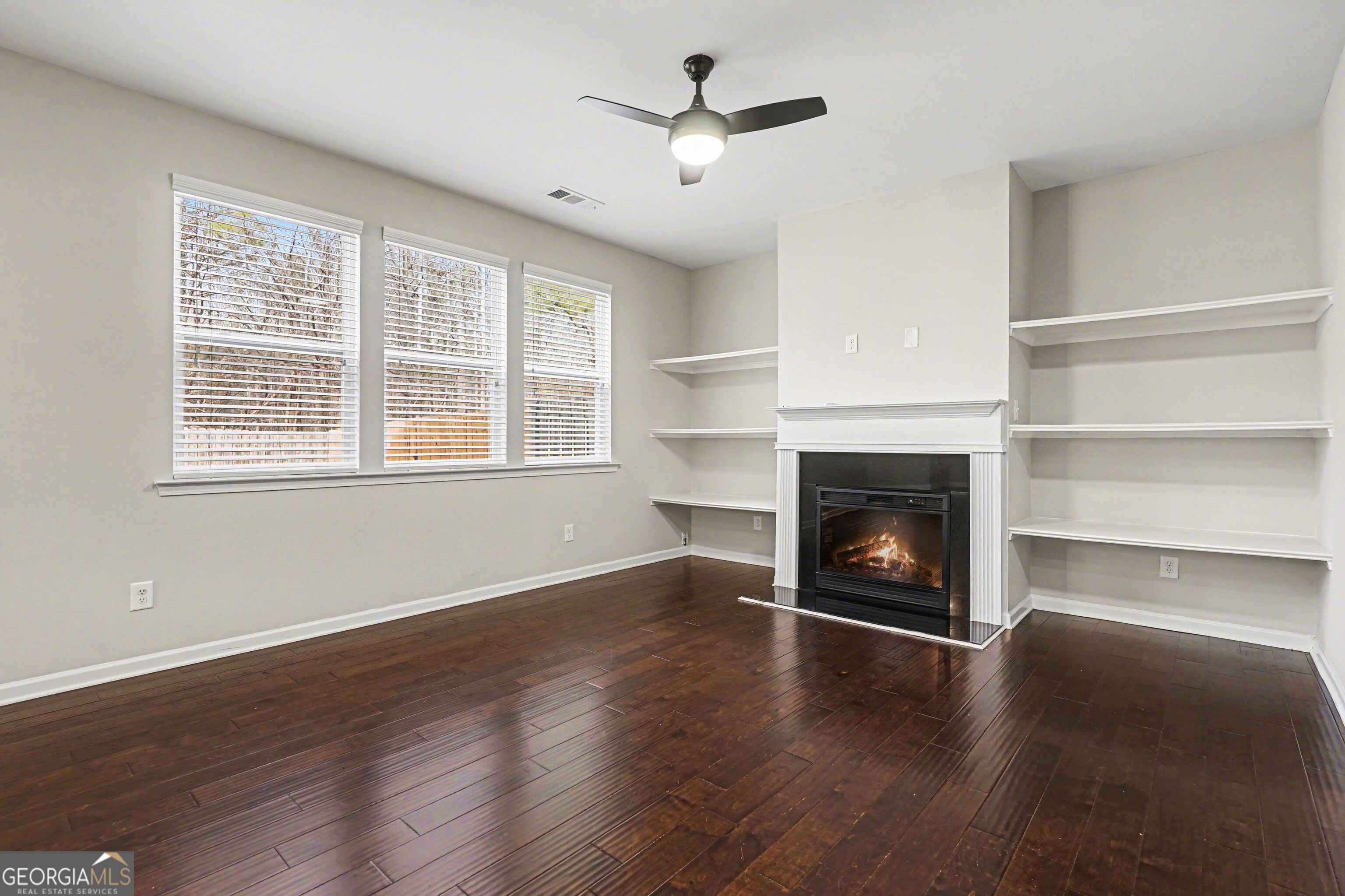 5873 Keystone Lane Lithonia, GA 30058 - Photo 5 of 30