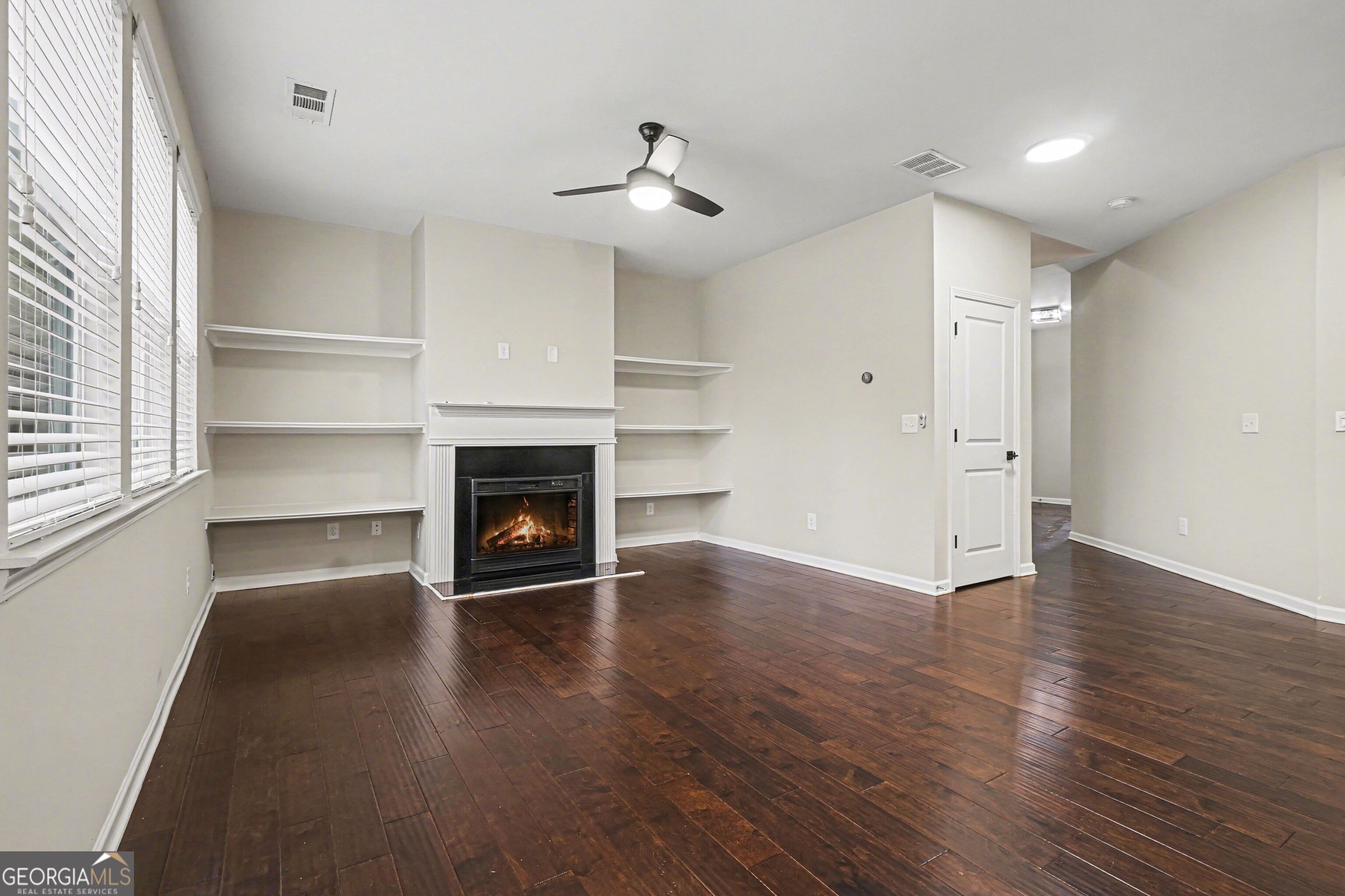 5873 Keystone Lane Lithonia, GA 30058 - Photo 6 of 30