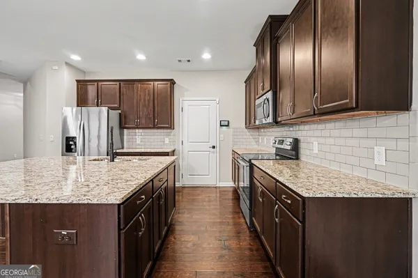$2,100 | 5873 Keystone Lane, Lithonia, GA 30058
