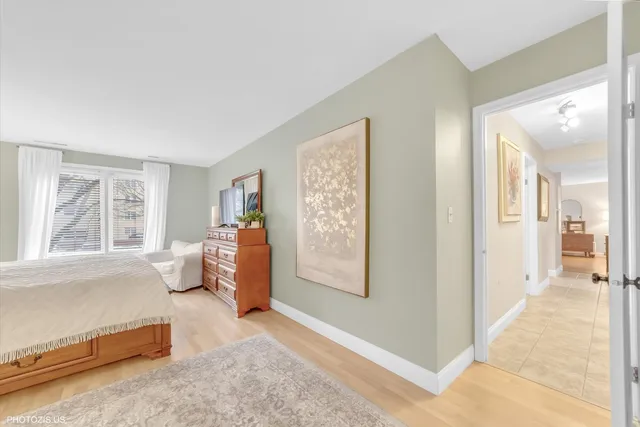 $309,900 | 5200 Oakton Street, Unit 102, Skokie, IL 60077