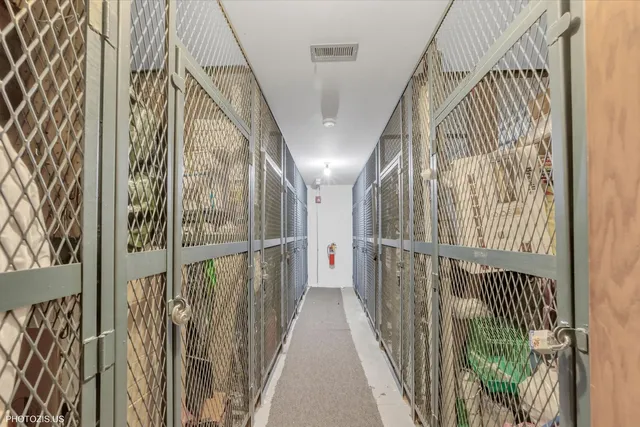 $309,900 | 5200 Oakton Street, Unit 102, Skokie, IL 60077