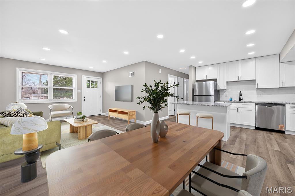 695 Mullanphy Road Florissant, MO 63031 - Photo 13 of 25