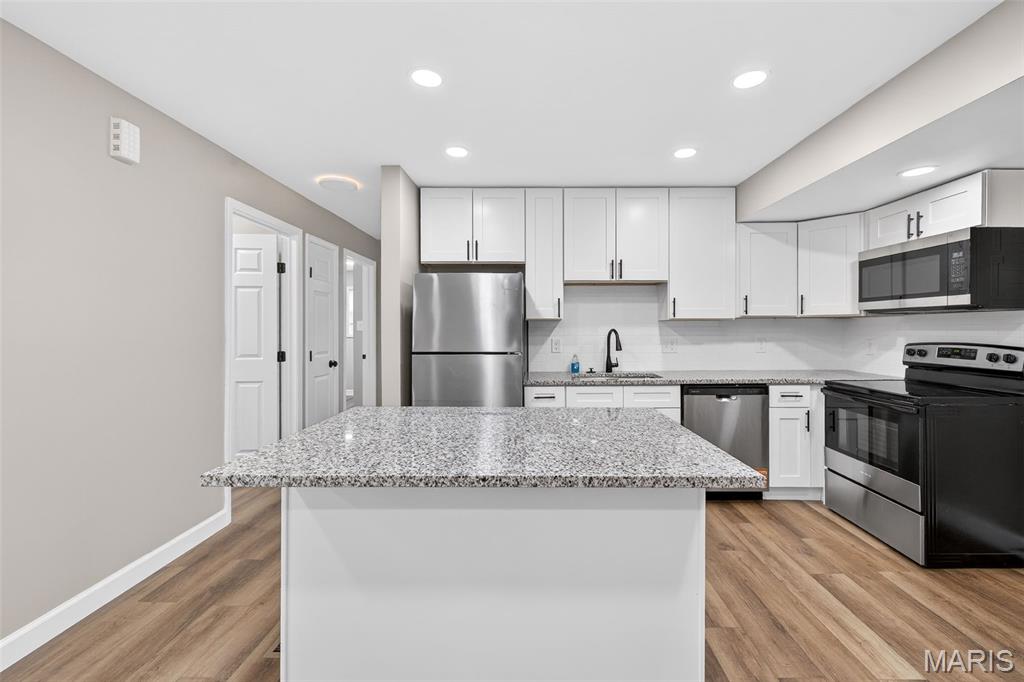 695 Mullanphy Road Florissant, MO 63031 - Photo 15 of 25