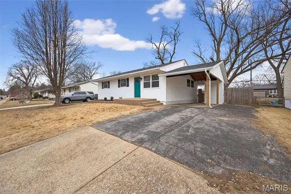 $189,900 | 695 Mullanphy Road, Florissant, MO 63031