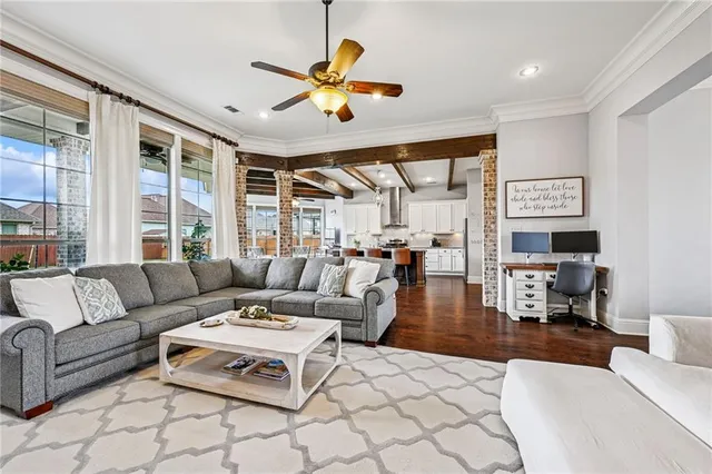 $624,900 | 483 Chateau Grimaldi, Mandeville, LA 70471