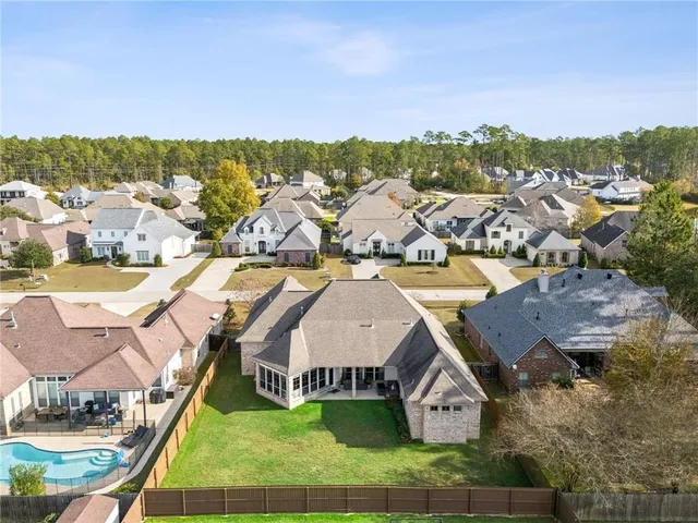 $624,900 | 483 Chateau Grimaldi, Mandeville, LA 70471