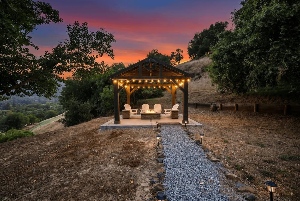 1755 Paradise View Road Morgan Hill, CA 95037 - Photo 40 of 43